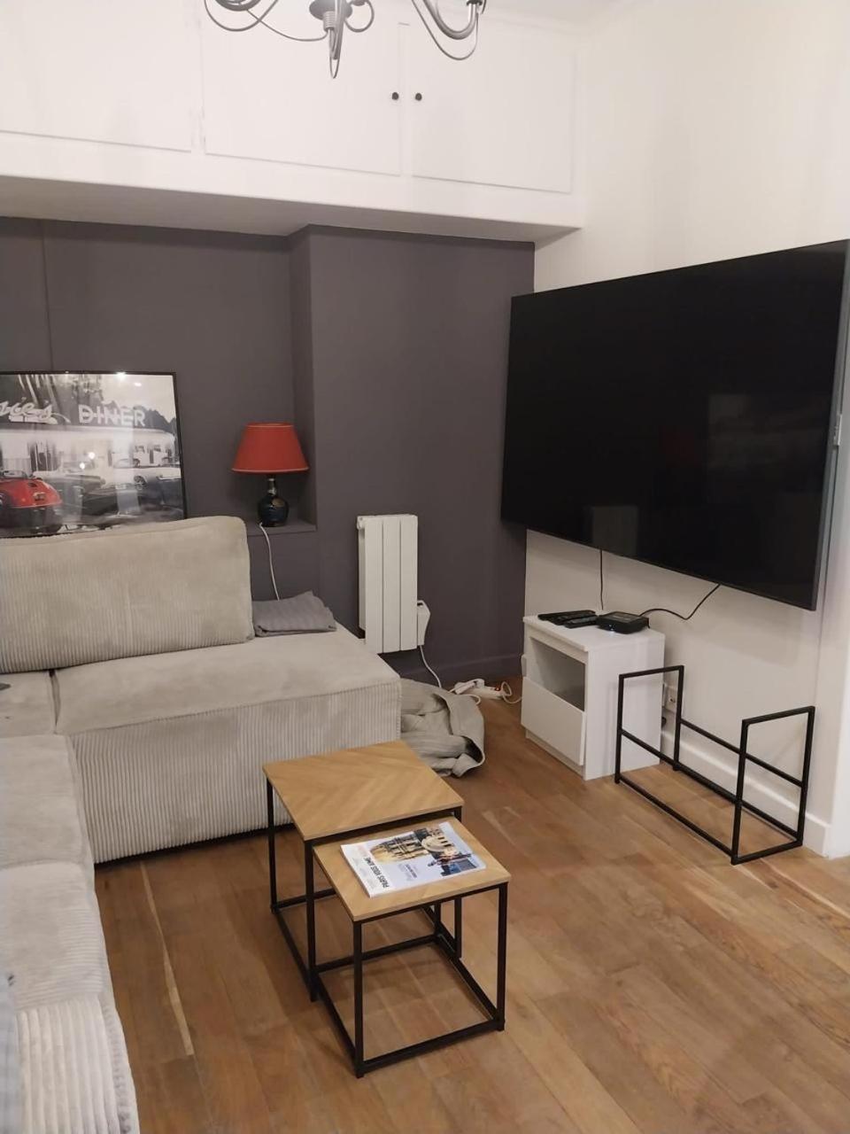 Appartement Cosy Dans Le Marais Parijs